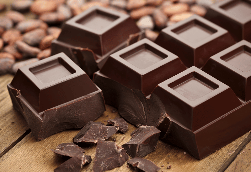 しみぬき チョコレートの汚れの落とし方を洗濯研究家が徹底解説