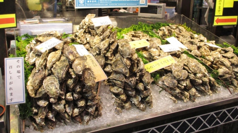 マジか ぼったくりで有名な近江町市場に変装して潜入した結果www