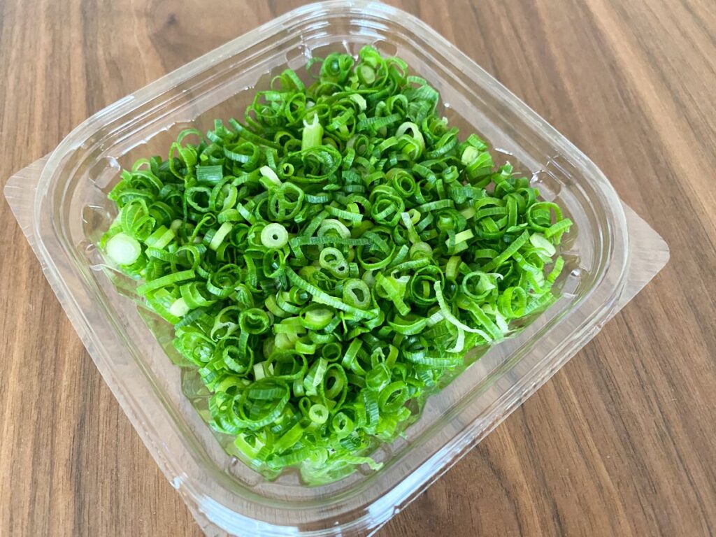 専用容器がなくても大丈夫！使いやすい「小ネギ」の保存方法サンキュ