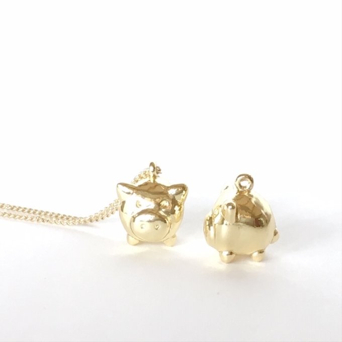 翼をもった子豚 シルバー の幸運のネックレスiichi 日々の暮らしを心地よくするハンドメイドやアンティークのマーケットプレイス