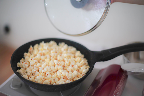 ポップコーン 2kgポップコーンお菓子・パン材料・ラッピングの通販 cotta＊コッタ