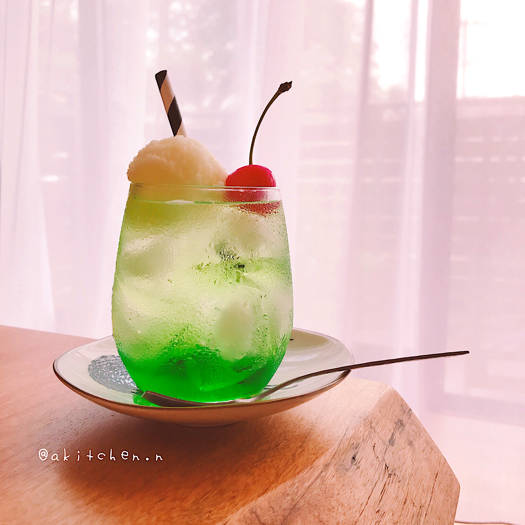 空色のクリームソーダ 「青空、夕空、茜空」