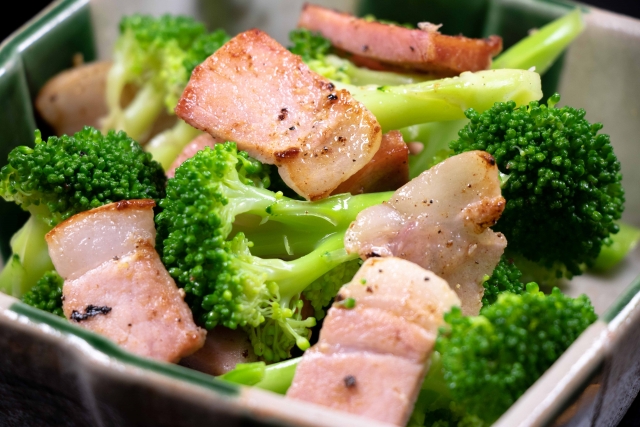 お箸が止まらない♡ガーリックブロッコリー by BENICOCO☆クックパッド簡単おいしいみんなのレシピが392万品