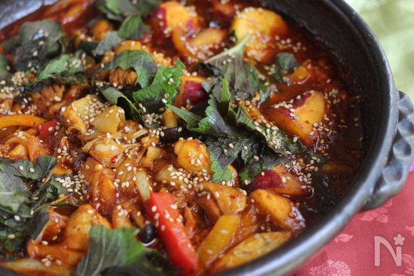 辛いもの好きさんにオススメ♡旨辛な絶品レシピ12選ヨムーノ