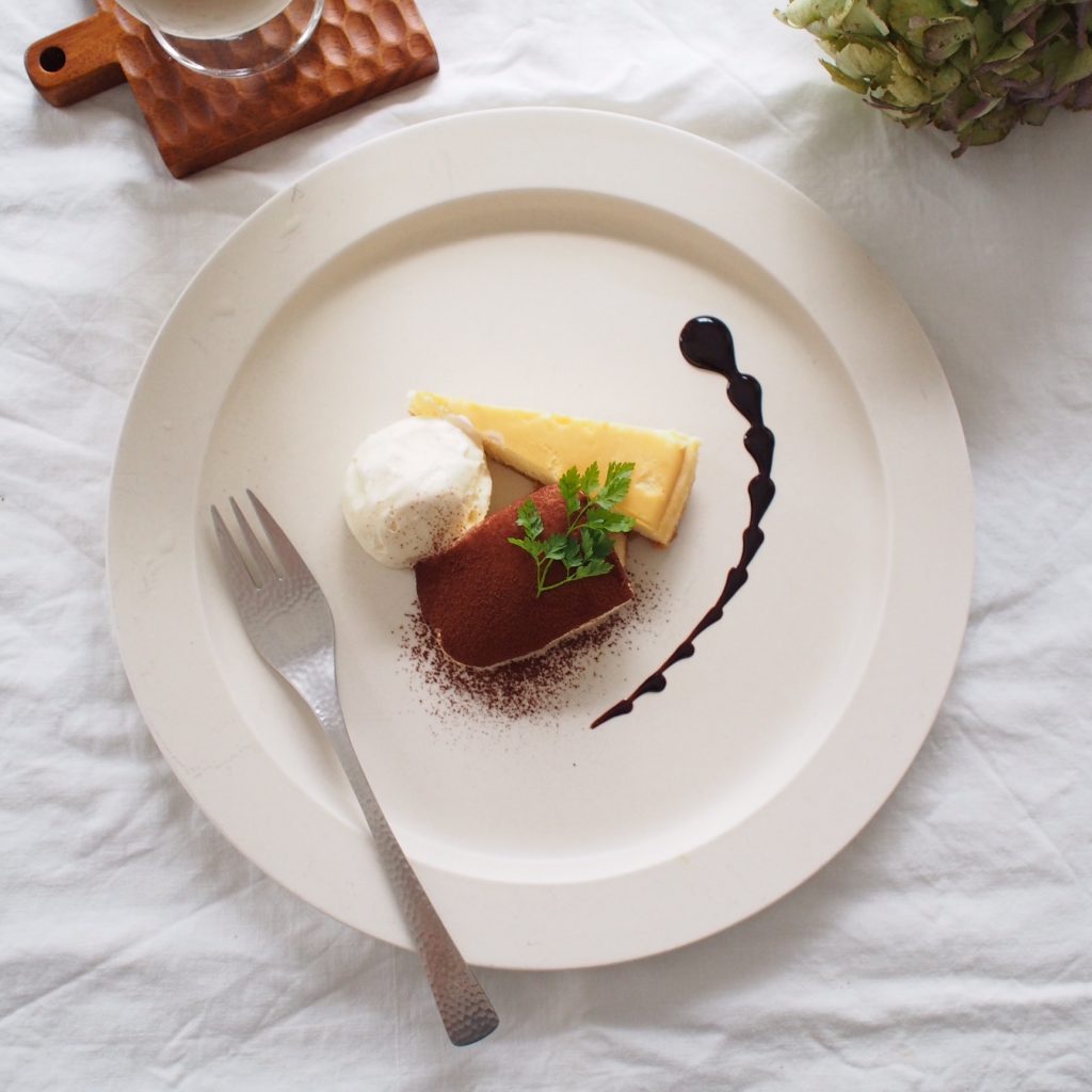 スーパーのスイーツをレストラン風に！盛り付けのテクニック