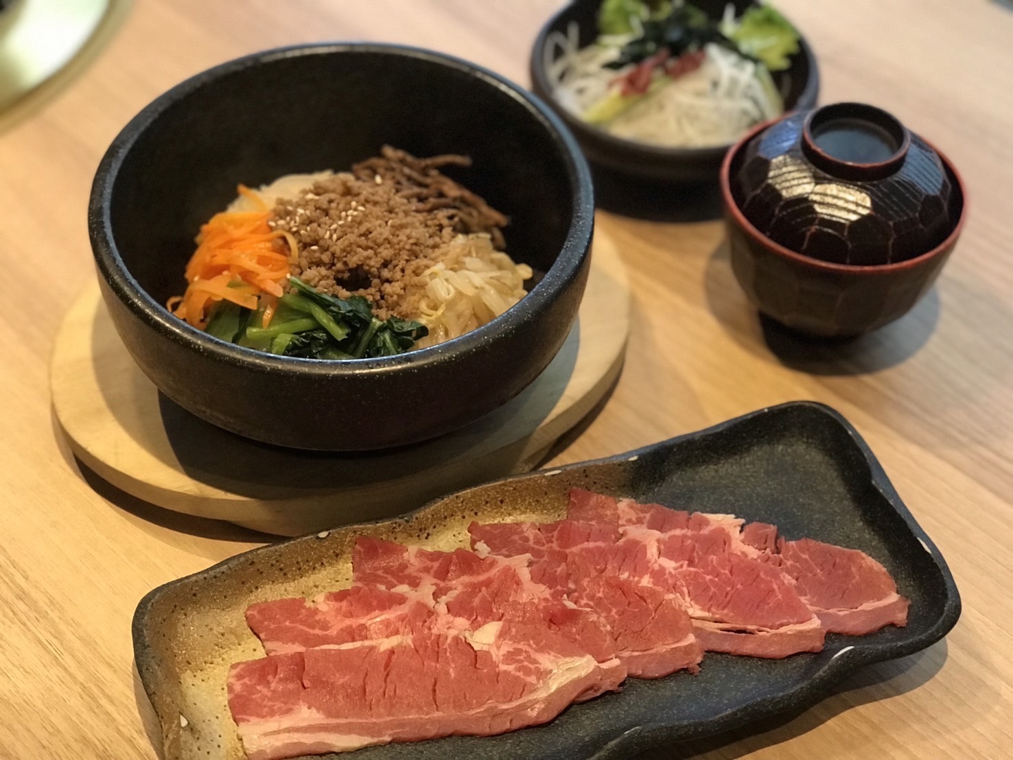 こんにちは！ほむら家土崎店です😁 先日も部活動の打ち上げでご利用頂きありがとうございました⛹🏻‍♀️これからもっと暑くなるので夏バテしないよう、たくさん食べて🍖スタミナつけて練習頑張って下さい🐄学生さんと保護者に大好評の学生プランの詳しい内容は公式