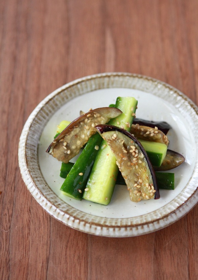 賛否両論!? 焼き トマトと 焼き なすの 中華風 こんがり サラダ のレシピ 作り方 - YouTube