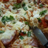 イーストなしで発酵不要！ フライパンで焼ける簡単おうちピザ - レタスクラブ