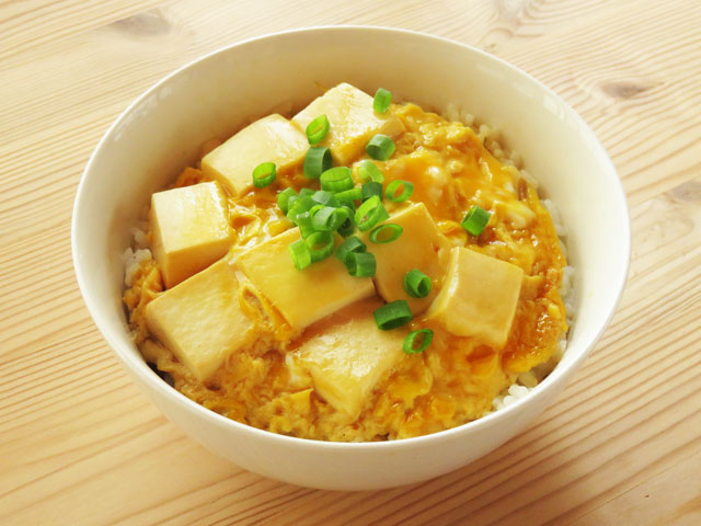 お家にある食材で♪ くずし豆腐の卵とじ