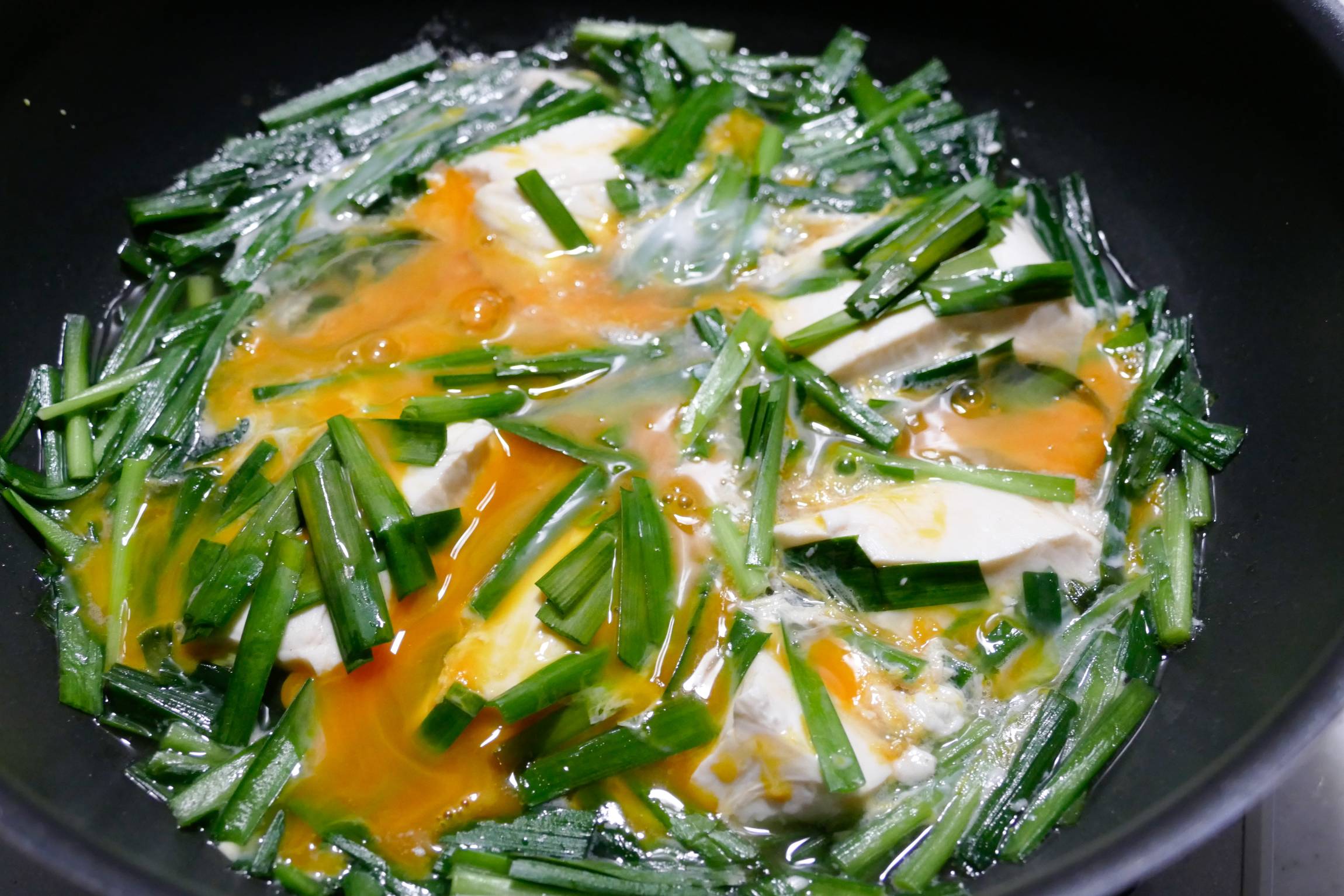 レンジで3分☆おつまみに☆絹ごし豆腐とニラの卵とじ レシピ・作り方 by みずたまSweet - 楽天レシピ