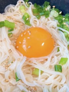 黄金油そうめん - 料理研究家リュウジのバズレシピ.com