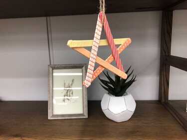 アイスの棒を使った工作5選！子どもと一緒に楽しく作ろう保育士を応援する情報サイト 保育と暮らしをすこやかに ほいくらし