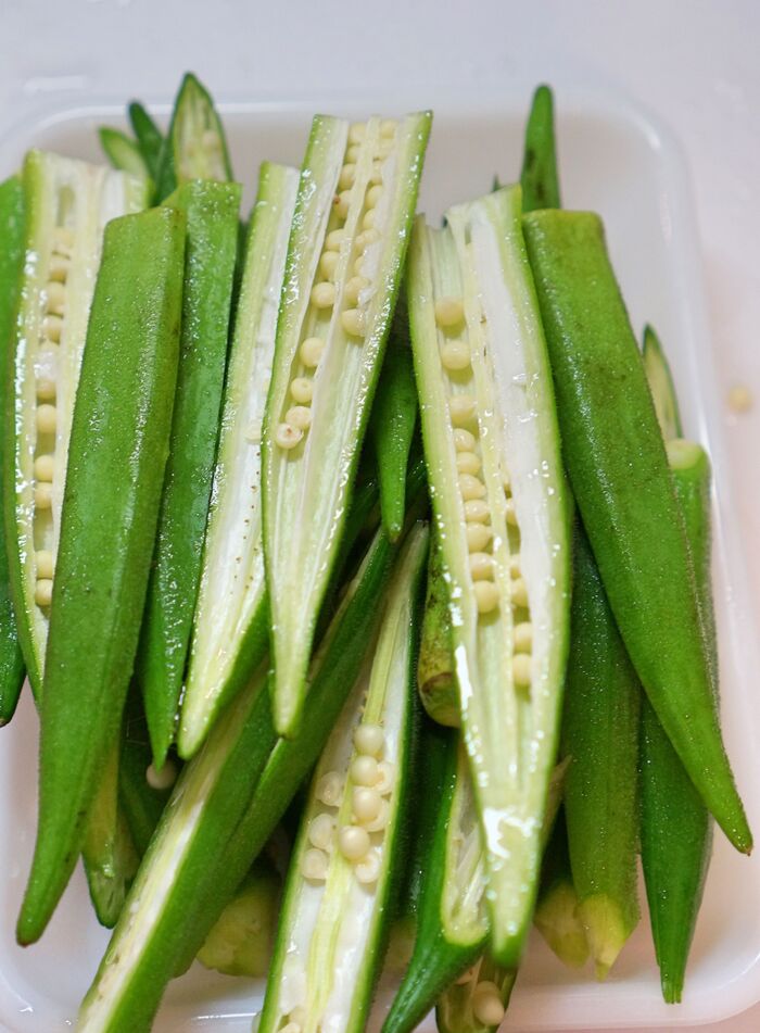 箸止まらない！無限オクラレシピ オクラのニンニク醤油⁡ ☑︎作り置きレシピ ☑︎野菜レシピ 色んなお野菜でしてみたけど オクラが一番最強でした！ｖ⁡ このタレ、 大根、きゅうり、ピーマンと 色々やってみたけれど オクラが一番