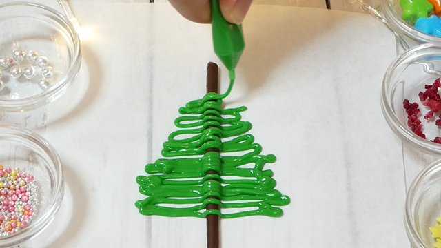 チョコペンで「蝶」お菓子レシピサイト パニレピ