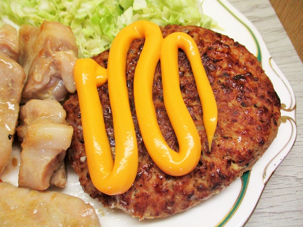 肉のハナマサ』お肉屋さんのハンバーグをレビュー＠ターク鉄フライパン