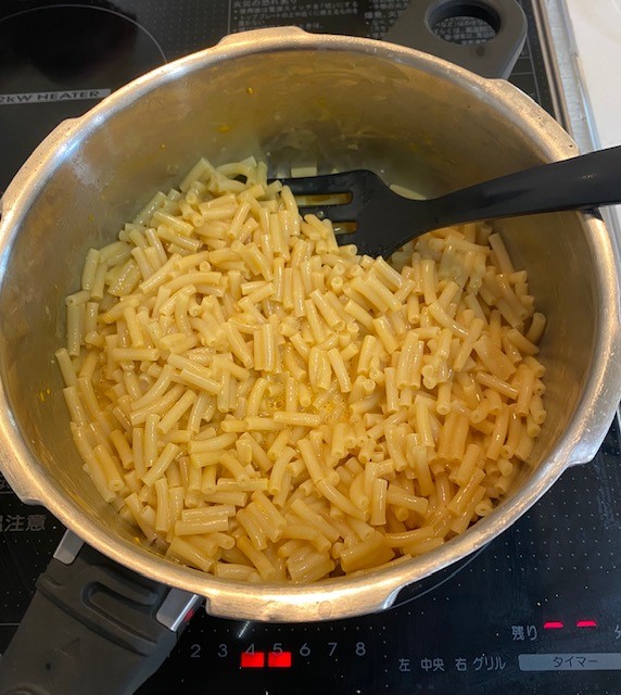 本帰国後 日本でクラフトのマカロニチーズが売られていてウレシイです。 - minimal japanese mom's blog