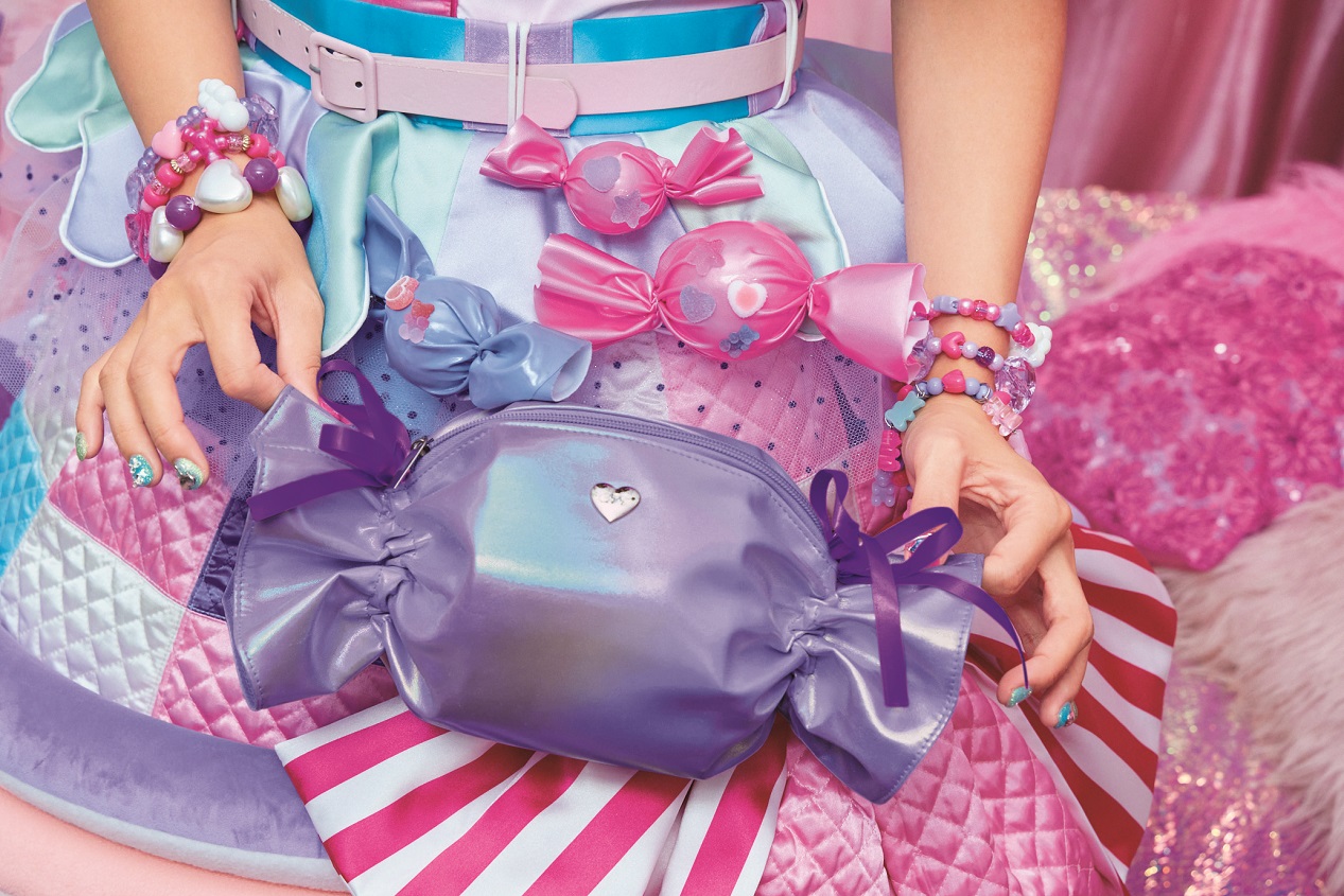 しなこキャンディポーチＢＯＯＫ しなこYahoo!フリマ 旧PayPayフリマ