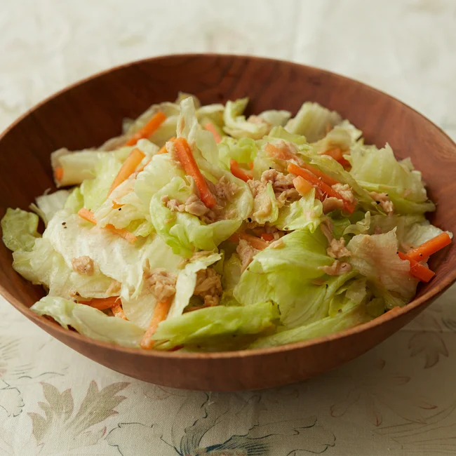 洗い物なし！サニーレタスとツナの塩昆布サラダ