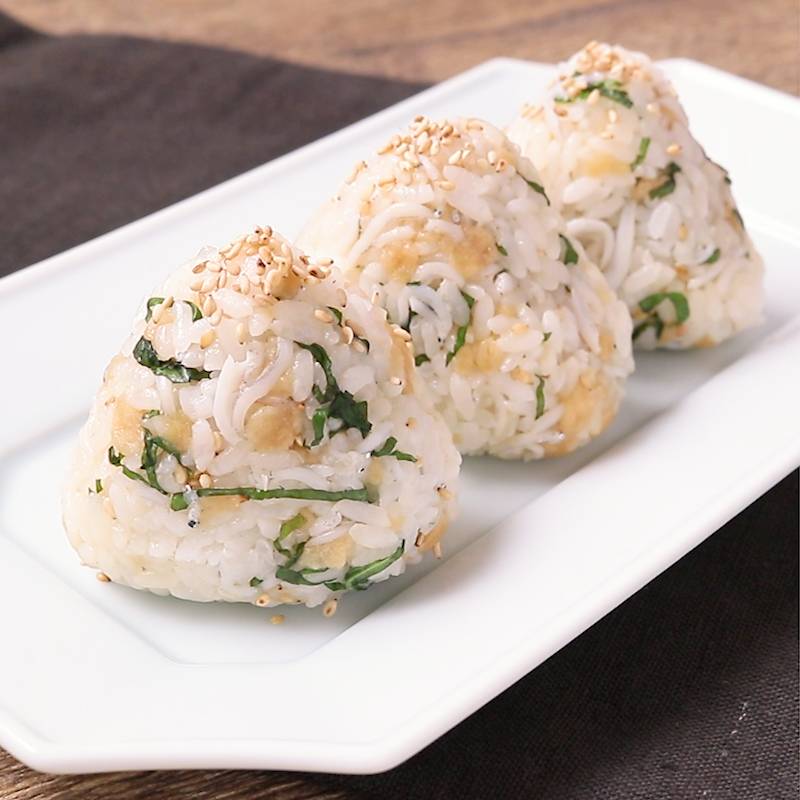 しらすと揚げ玉のおにぎり - おすすめレシピダイエー食の情報