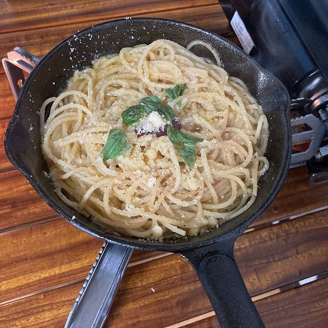 ★アヒージョ残りオイルdeキャベツベーコンパスタ★