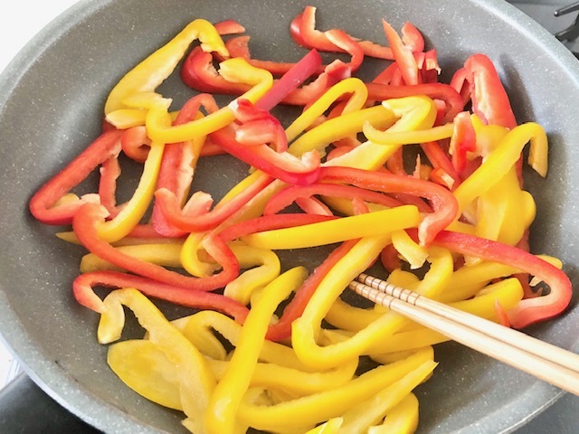 お弁当のおかず★3色パプリカの塩きんぴら