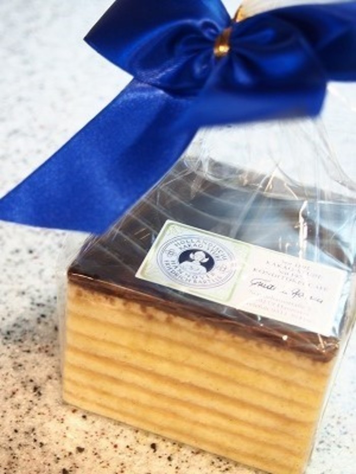 よく見かけるあのバウムクーヘンの名前は、「ホレンディッシェ・カカオシュトゥーベ」キナリノ