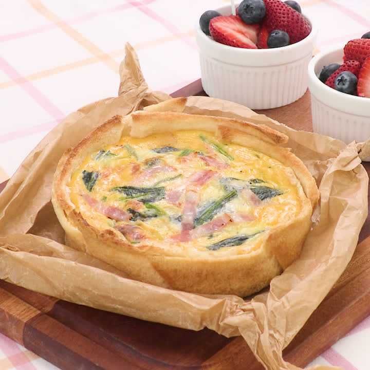 ほうれん草の生地なしキッシュ坂ノ途中100年先もつづく、農業を