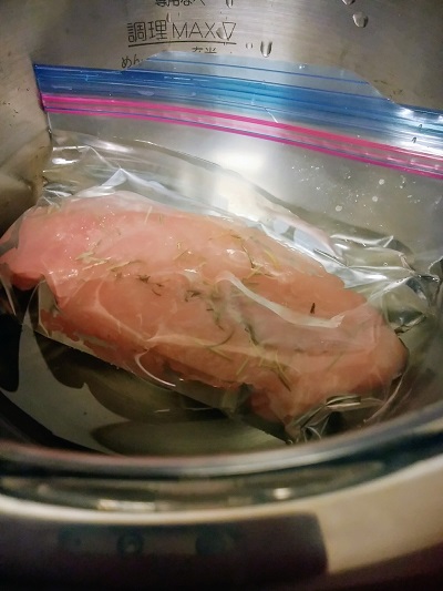 鶏ハム 炊飯器 ジップロックなしTikTok