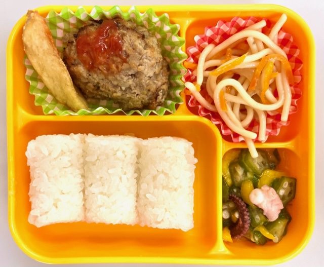 ハンバーグの献立子どもに人気！基本のハンバーグやチーズハンバーグにあう副菜のレシピHugKum はぐくむ