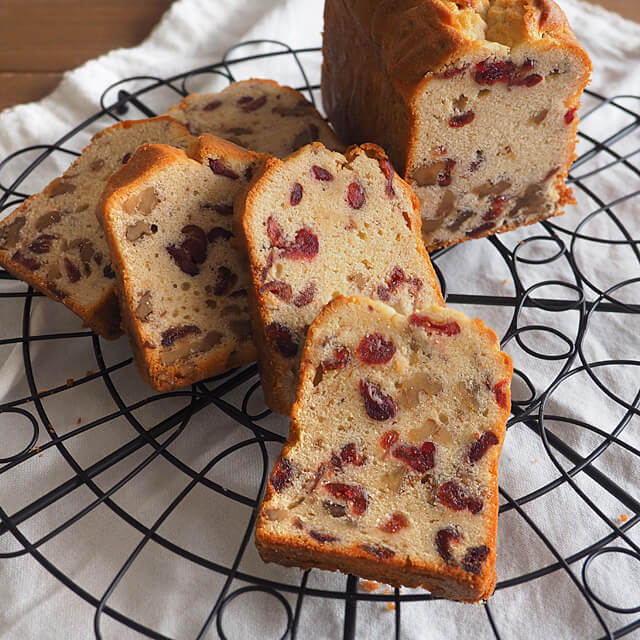 苺とクリームチーズのパウンドケーキしげさん