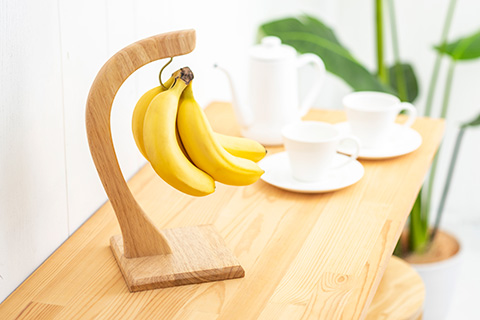 プロが伝授「バナナを綺麗なまま長期保存する方法」に感謝の声 やってみたら「夏もまとめ買いできる！」拡散希望！おもしろネタ