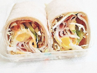 スリーエフ、トルティーヤ「アップルカスター」と「ハムチーズ」を発売マイナビニュース