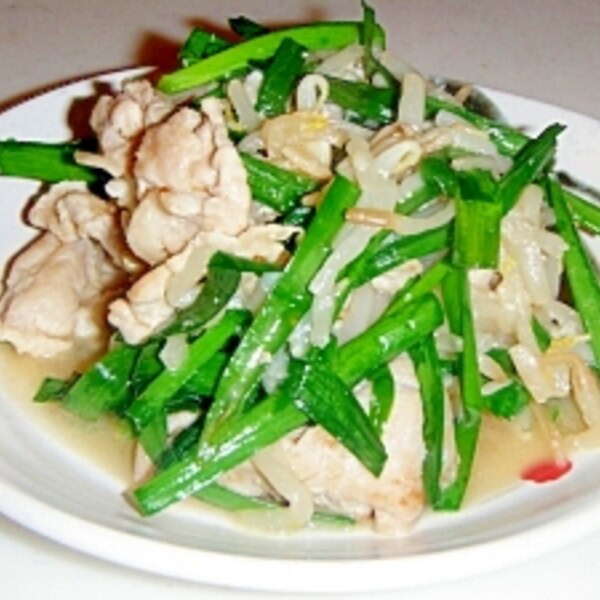 豚肉ともやしのうま塩炒めおつまみにも