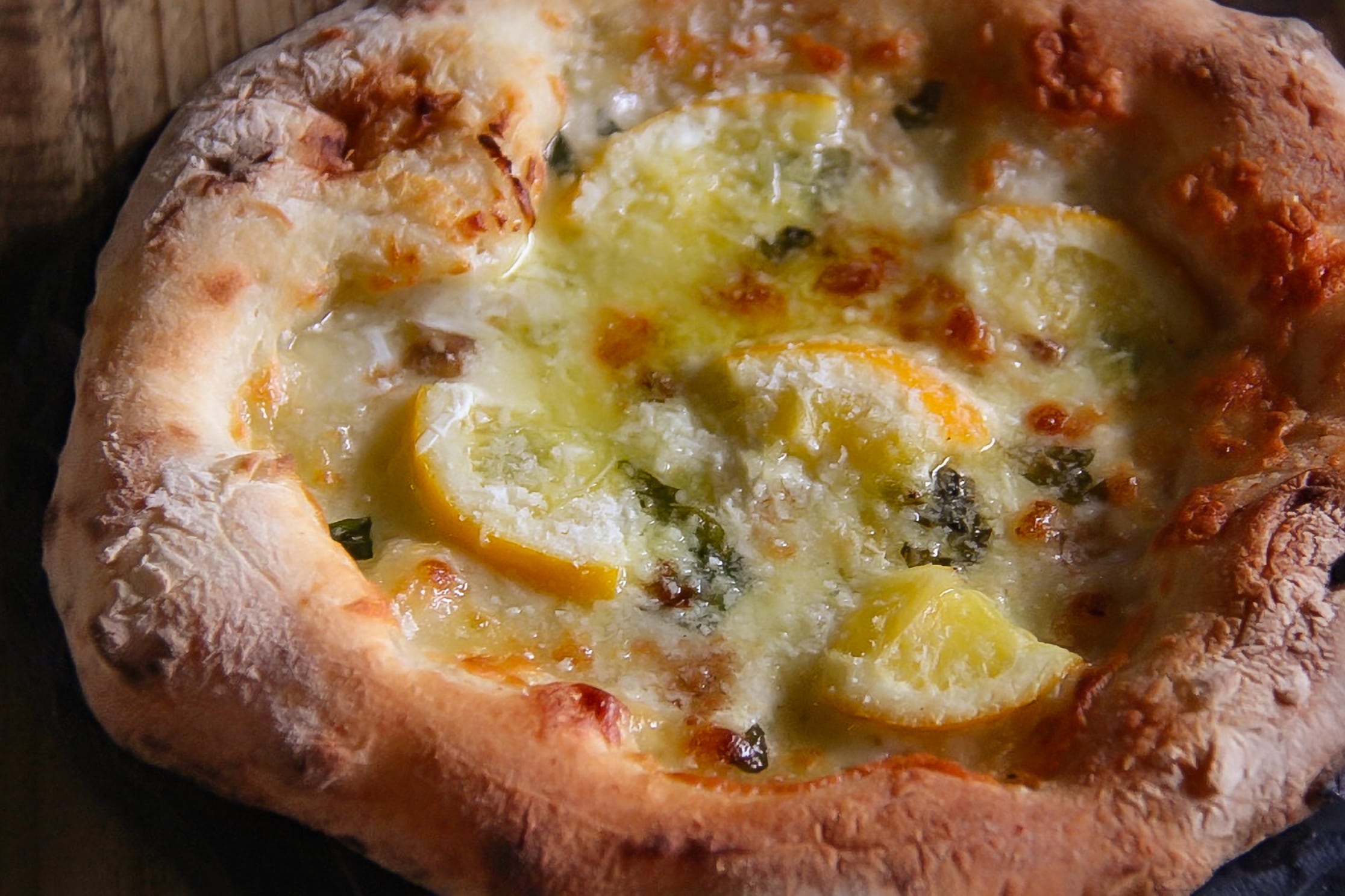 熟成パンチェッタと瀬戸内レモンソース宅配ピザ・デリバリーピザ・出前のピザーラPIZZA-LA