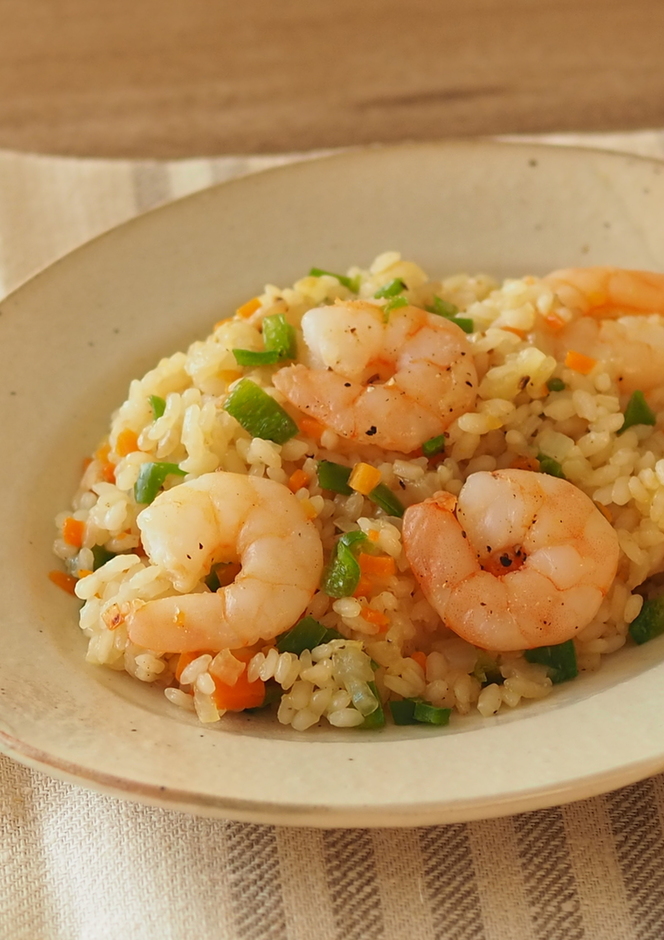 簡単♪即席♪残り野菜でパパッとフライパンピラフ