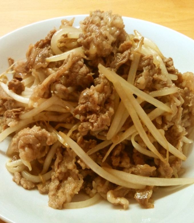 フライパン5分「牛ニラもやしのオイスター炒め」 簡単＊時短＊節約