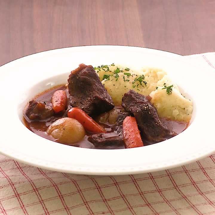 牛肉と大根の煮込み