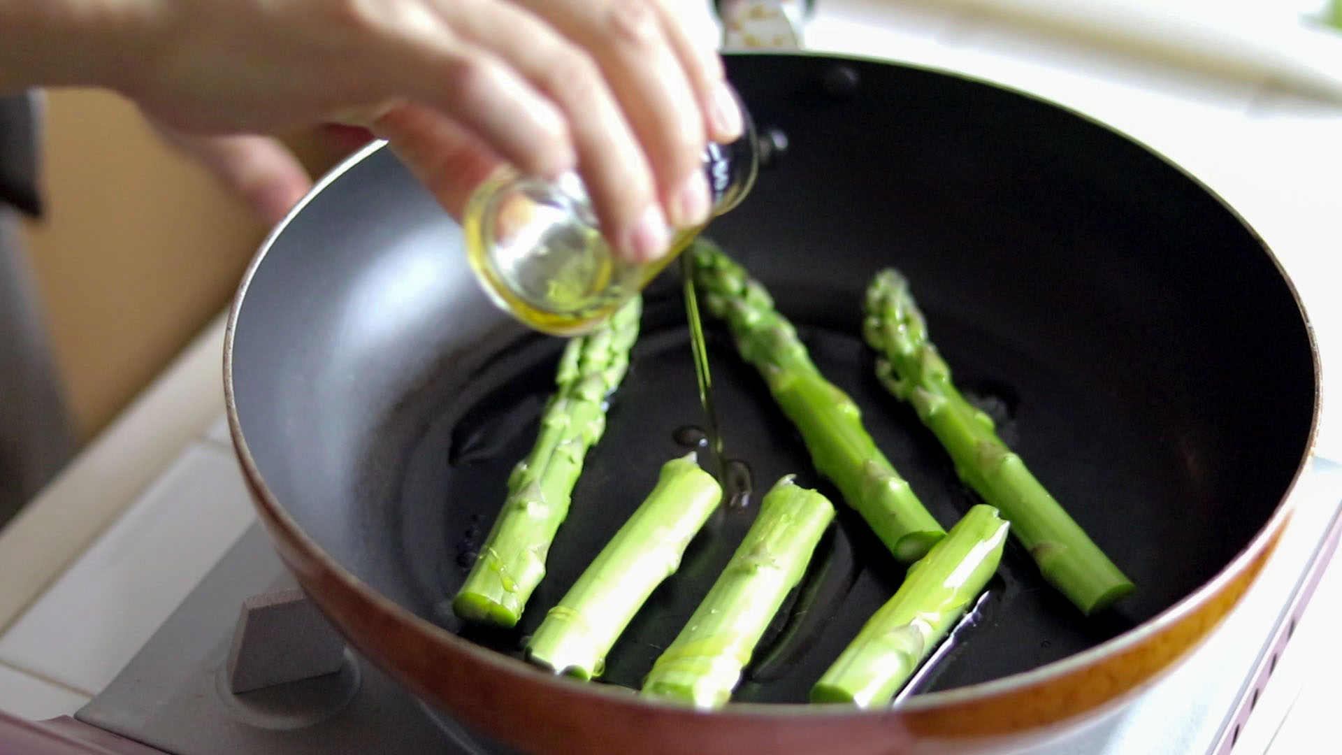 アスパラガスの調理 4つの方法 - wikiHow