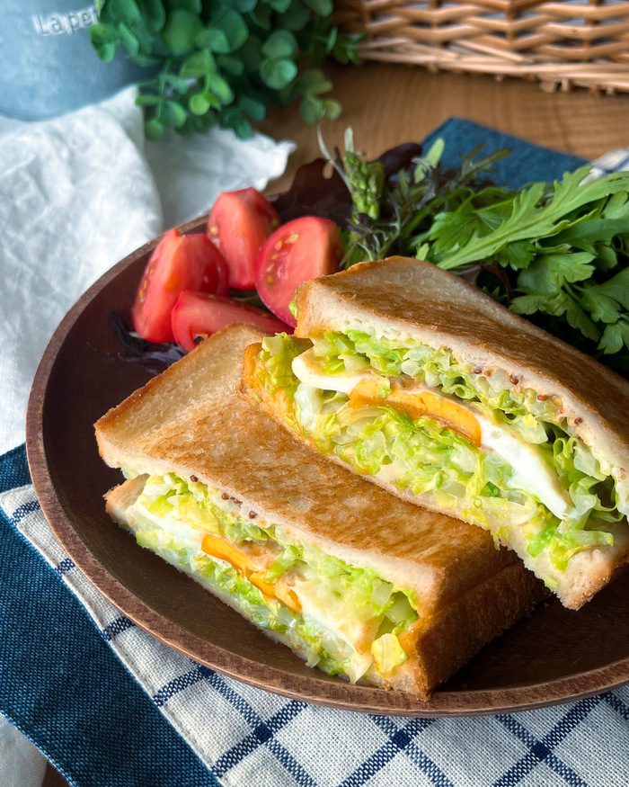 Amazonホットサンドメーカー 直火 上下一体型 キャンプ フライパン 目玉焼き 型 両面フライパン フッ素加工 軽量 アウトドア コンパクト簡単 ホットサンドめーかー 直火式たこ焼きプレート トースターパン アウトドア キャンプ用Ｊｕｎｅｒｏｓｅ直火式ホット