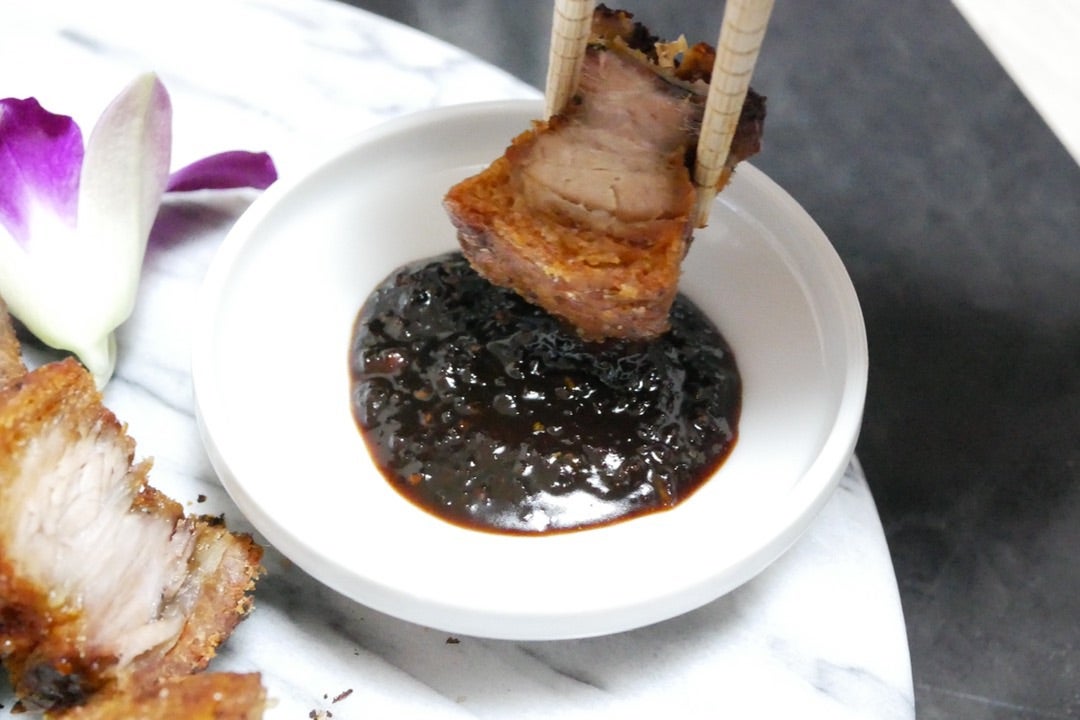 クリスピーローストポーク クラックリングス: オズをひとさじ