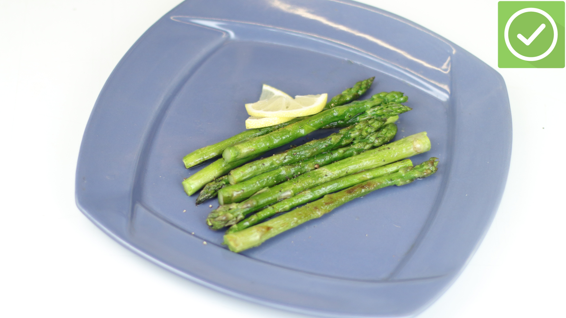 アスパラはゆでない。鍋もレンジも使わない調理法に「メリットだらけ」「申し分なし」 - macaroni