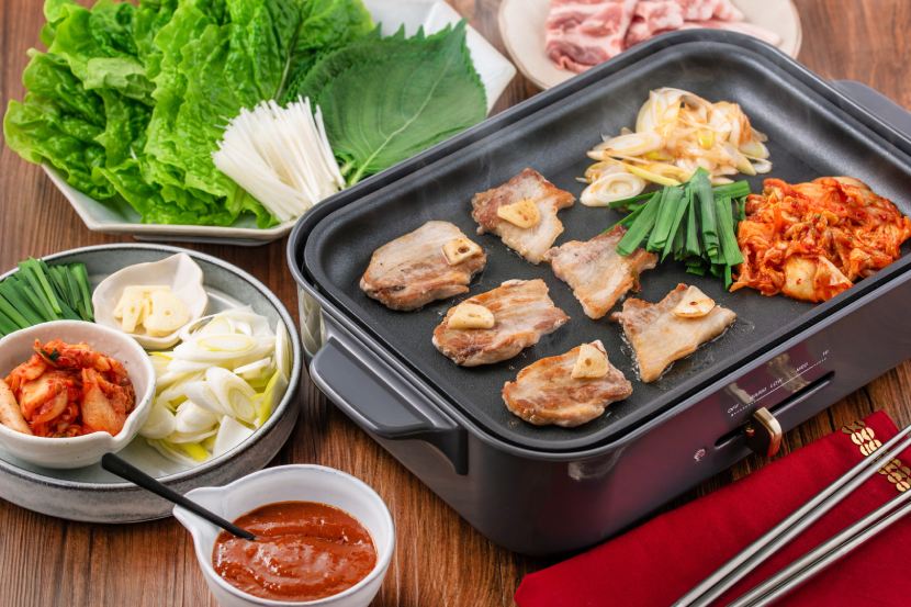 ホットプレート出しっぱなし生活 森シェフの「カリカリチーズトーストと ふわふわスクランブルエッグ」で大満足の朝ごはん！レシピフード・レシピMart マート 公式サイト光文社