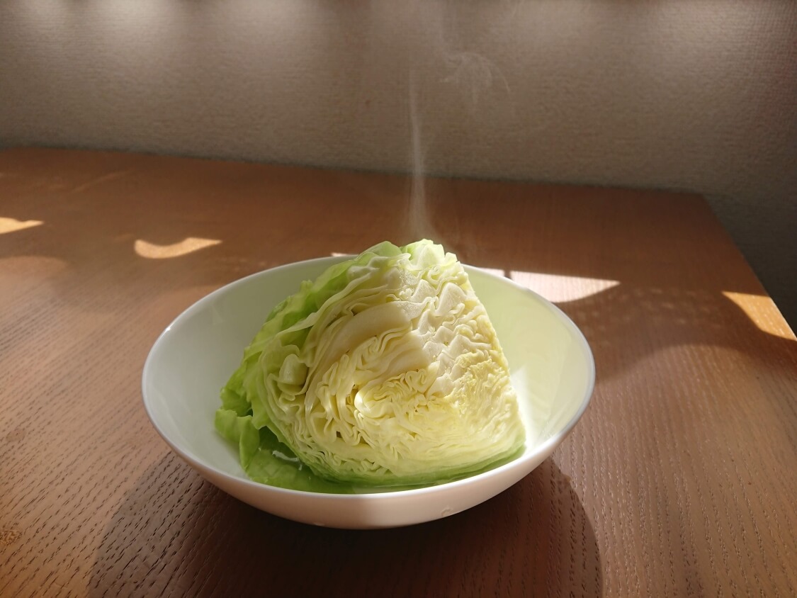 クックパッドニュース：ロールキャベツにも便利！「丸ごとキャベツ」をレンジで茹でる方法毎日新聞