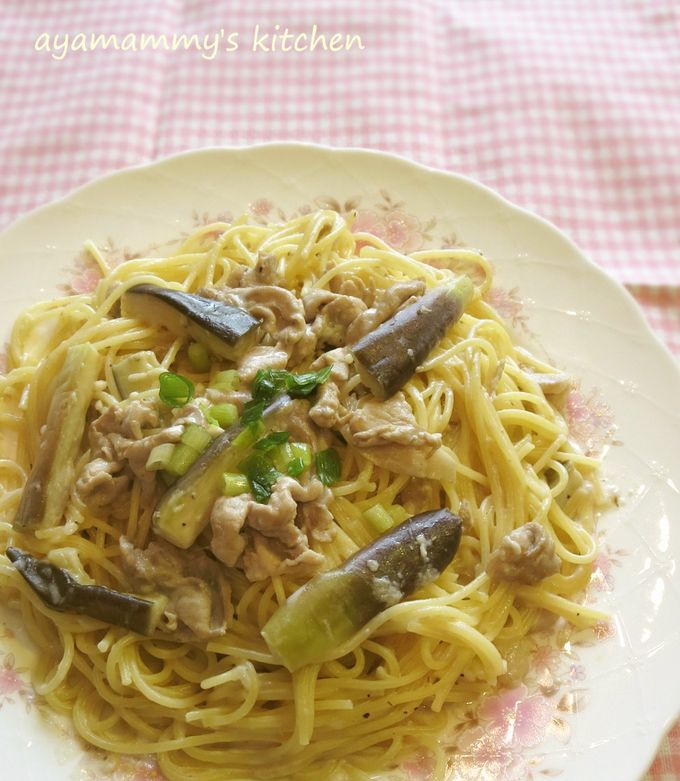 ナスと豚ロースのチーズたっぷりトマトパスタ