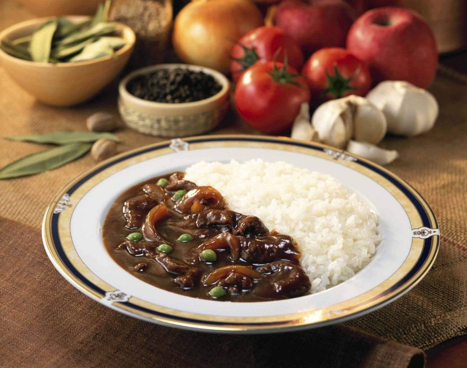 プロの味にグンと近づく！本格的なハヤシライスを作れる隠し味3ページ目- macaroni