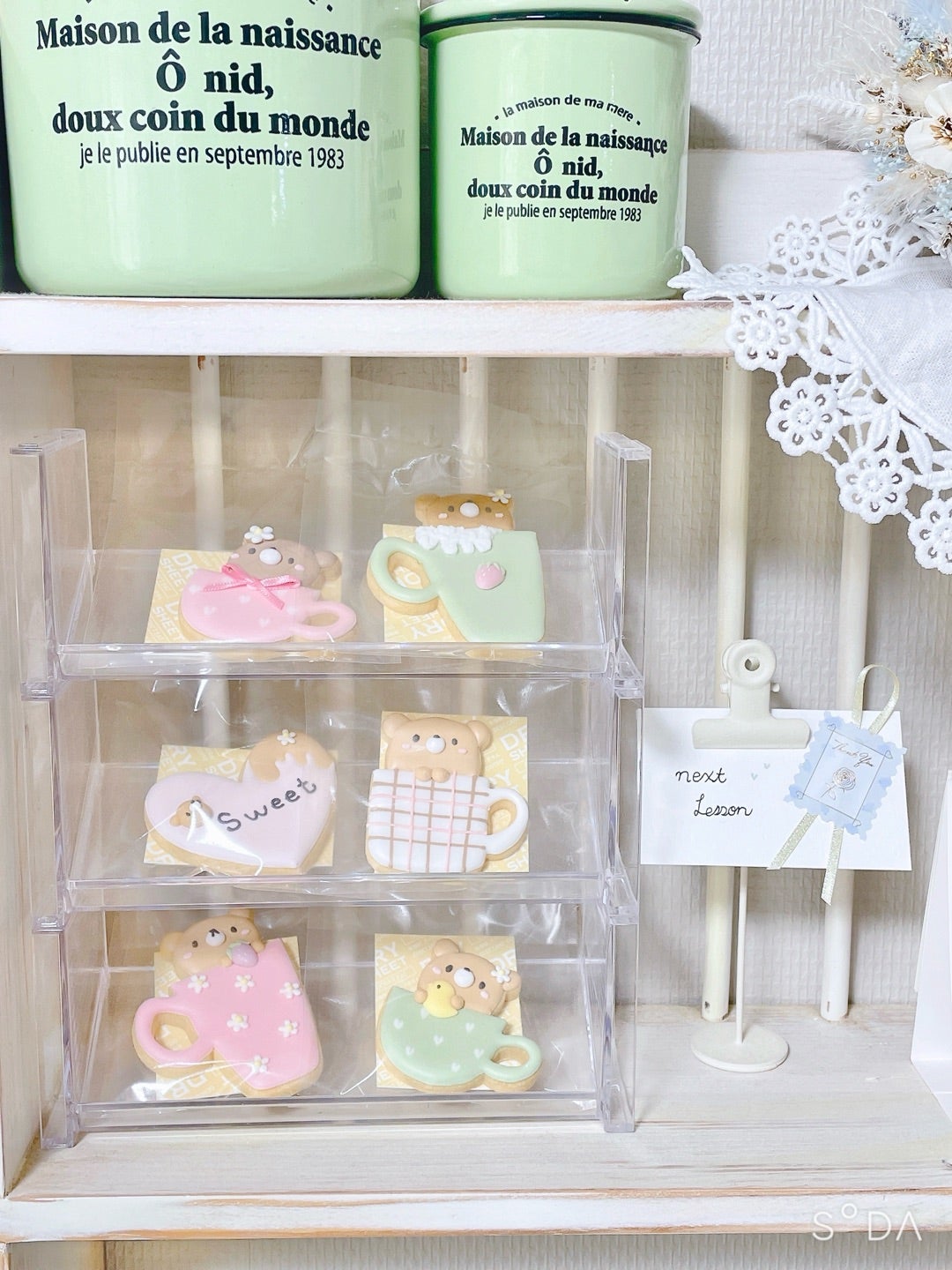 パティスリーQBG」がJR川崎駅に催事出店！春のクッキー缶や、自社直輸入のはちみつを使ったチョコレートやロールケーキを販売株式会社クインビーガーデン