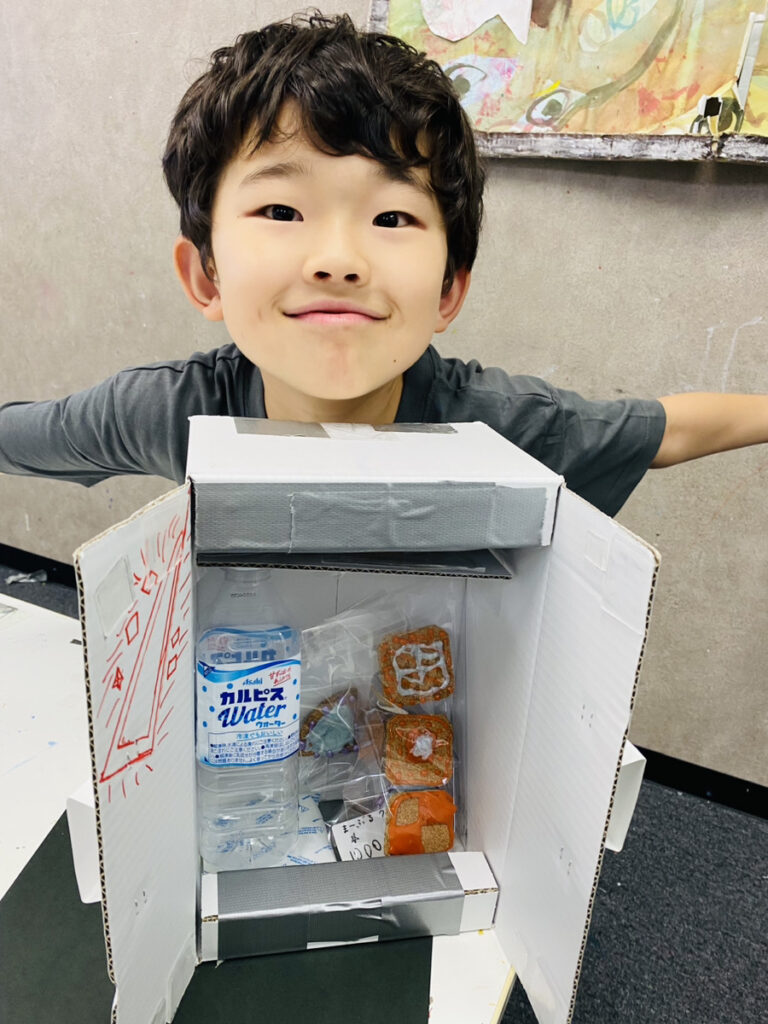 景品 お菓子冷蔵庫制作実績ノベルティ・記念品の株式会社亀忠