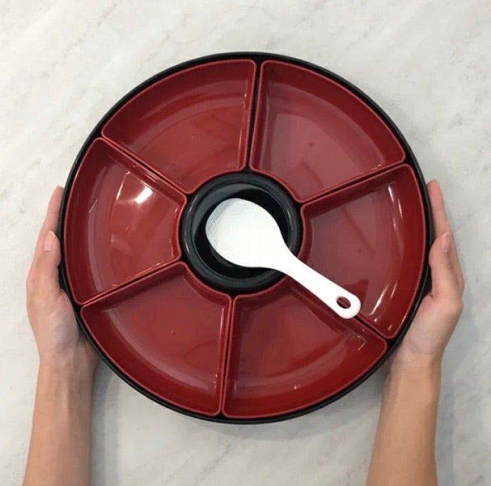 100均のおしゃれなオードブル皿。使い捨てプレートの商品一覧 セリア・ダイソーで100円