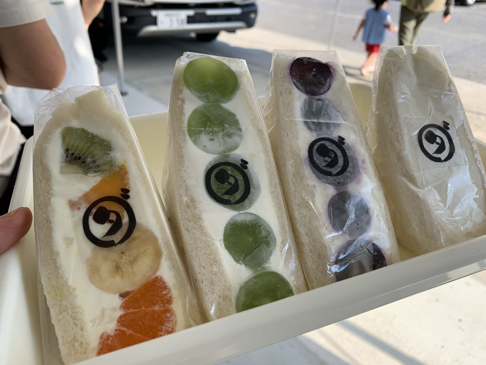 𓂃 念願のダカフェ🍓🥝🍊 どれも美味しくて お店の人も温かくて優しかった💗 子連れでもいけるカフェ🥹💛ダカフェ ダカフェ岡崎ダカフェ本店カフェ フルーツ飴 フルーツあめ🍓🍍🍑フルーツあめ いちご いちごパフェいちごスイーツキウイ飴 キウイ フルーツ