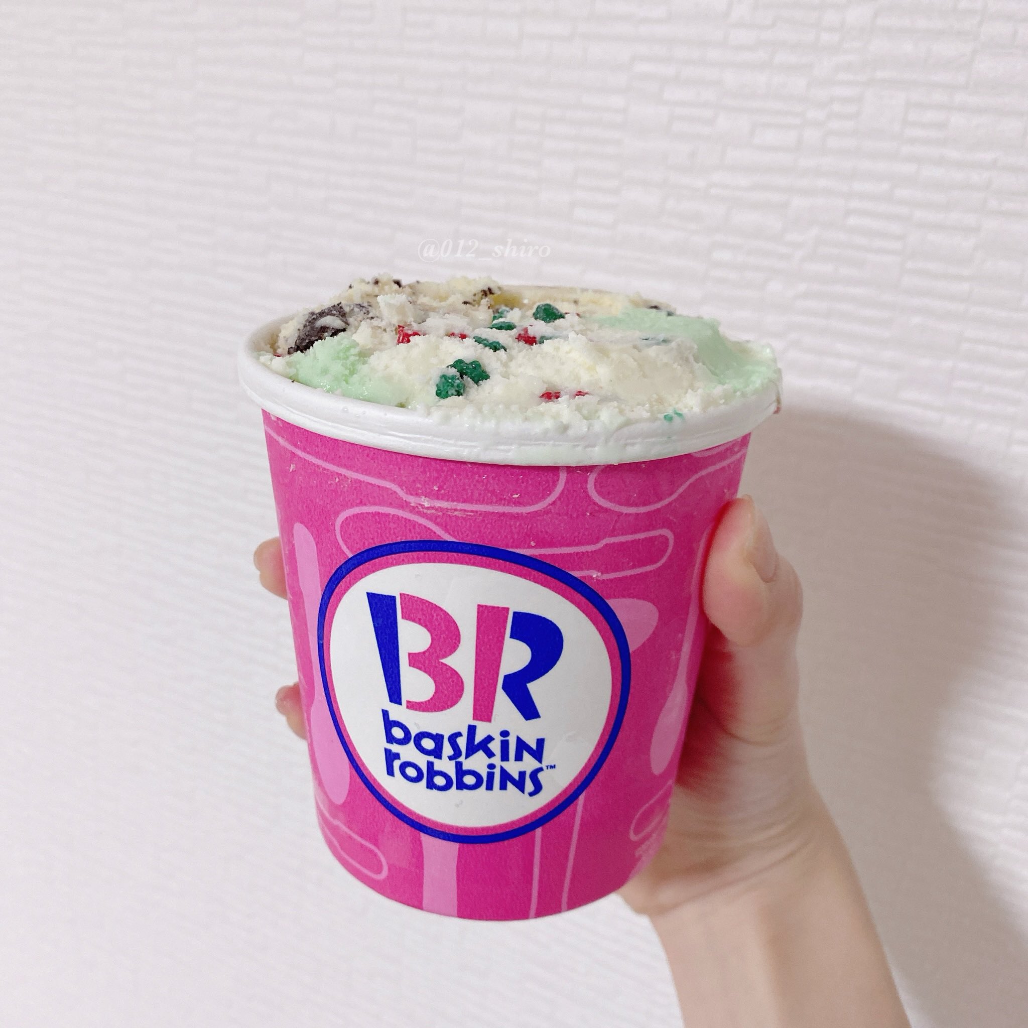 サーティワン「スヌーピー パイントカップ」期間限定登場。2種類・3人分のアイスお持ち帰り用ハンドパック